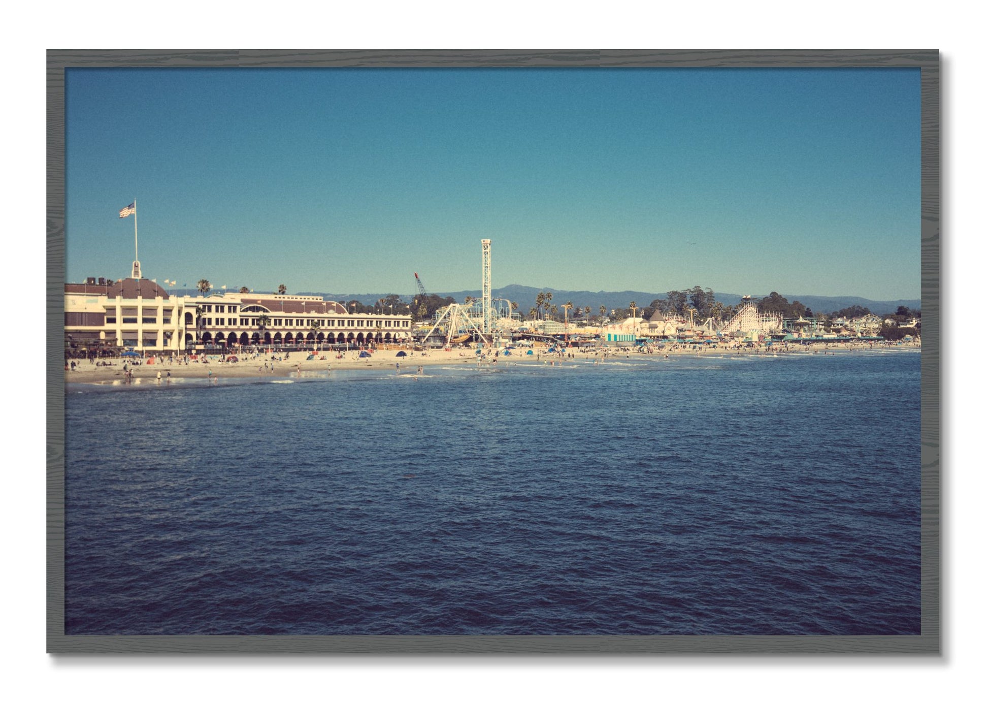 Framed photograph of Summertime In California by Dylan Ozanich, Grey frame, Full Bleed