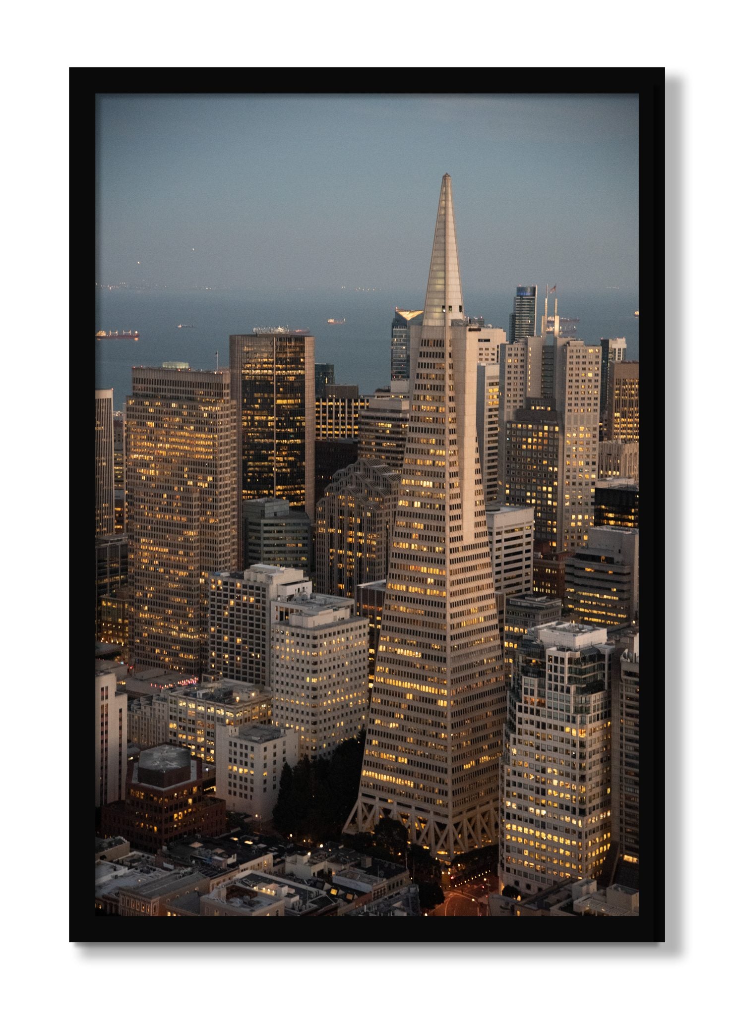 Framed photograph of Transamerica San Francisco by Dylan Ozanich, Black frame, Full Bleed