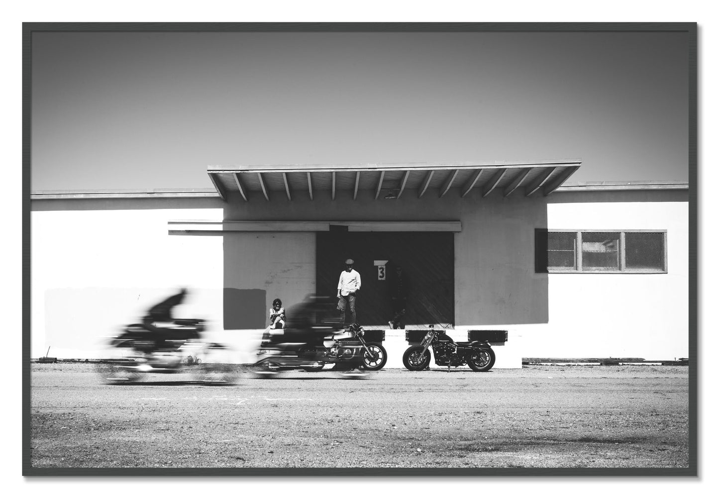 Framed photograph of Treasure Island Racing by Dylan Ozanich, Grey frame, Full Bleed