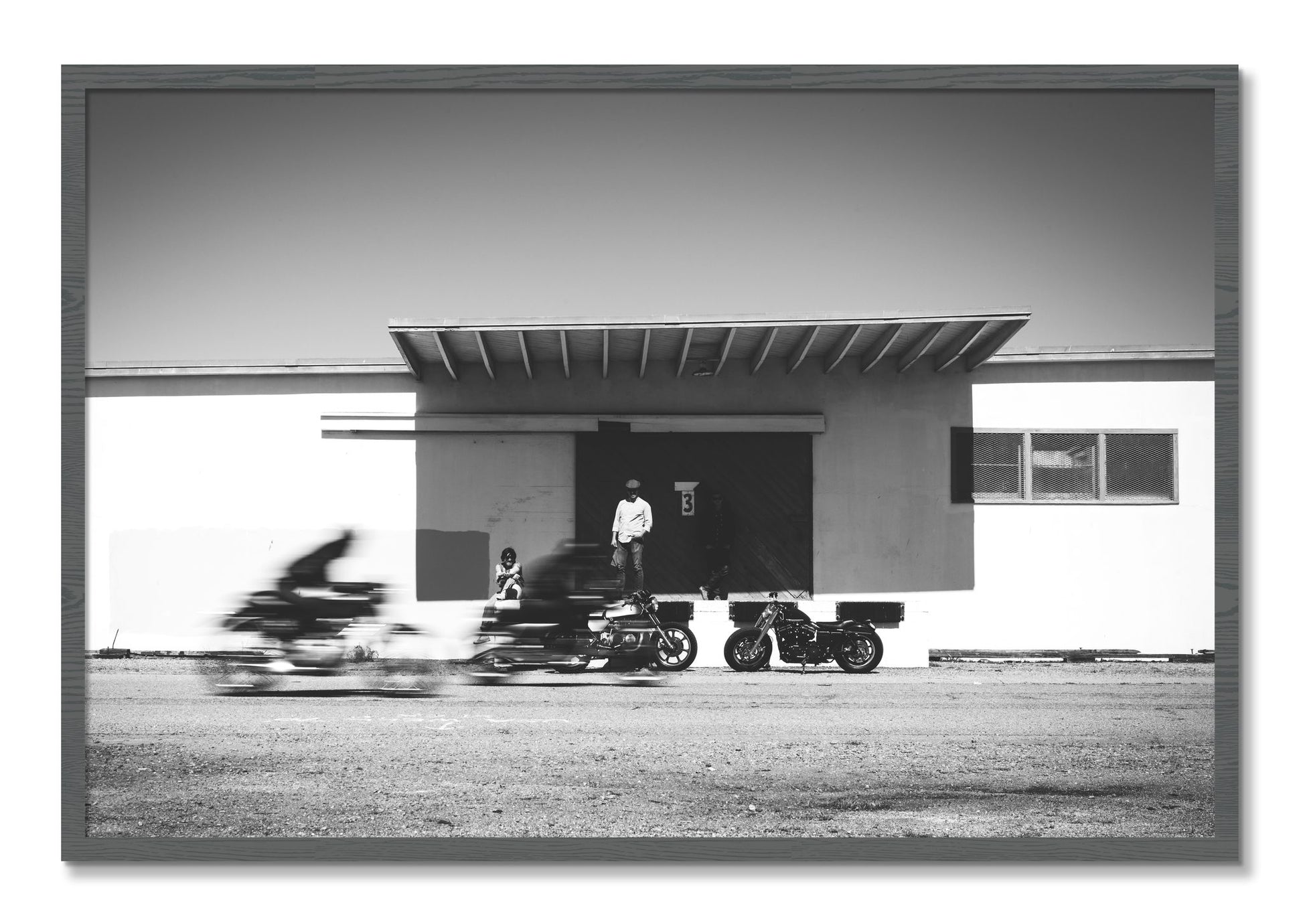 Framed photograph of Treasure Island Racing by Dylan Ozanich, Grey frame, Full Bleed