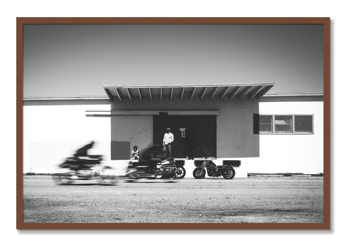 Framed photograph of Treasure Island Racing by Dylan Ozanich, Walnut frame, Full Bleed