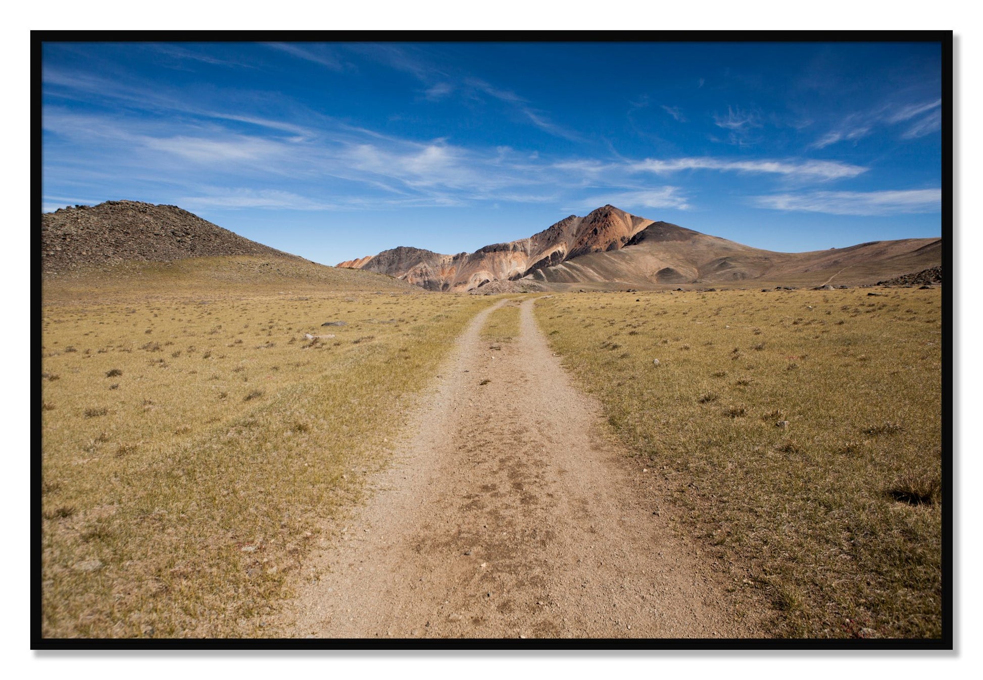 Framed photograph of White Mountain by Dylan Ozanich, Black frame, Full Bleed