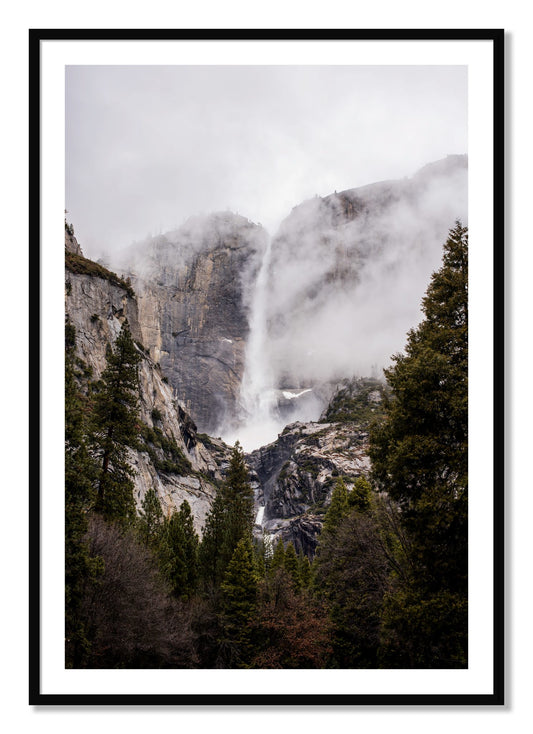 Framed photograph of Yosemite Falls by Dylan Ozanich, Black frame, Borders