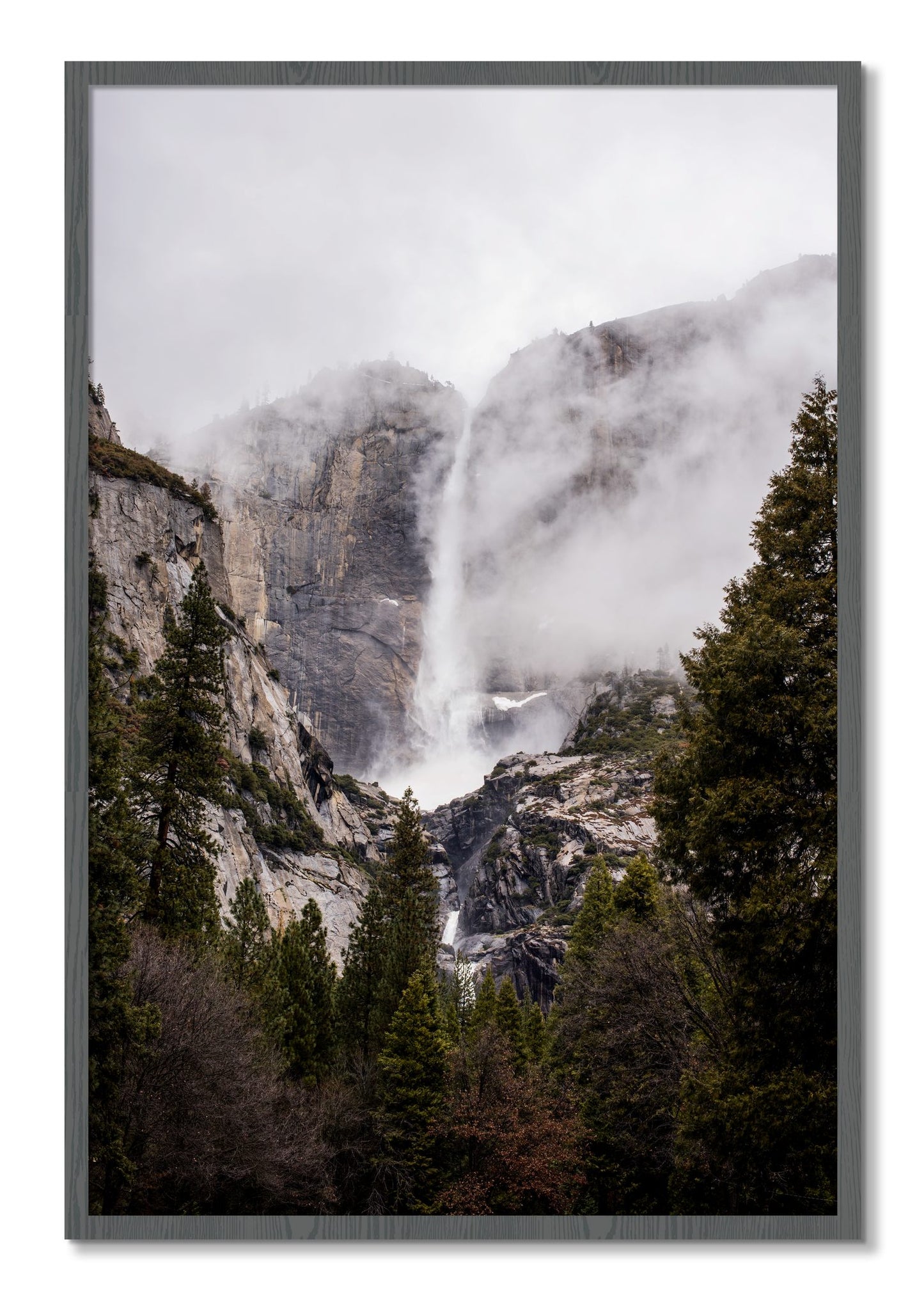 Framed photograph of Yosemite Falls by Dylan Ozanich, Grey frame, Full Bleed