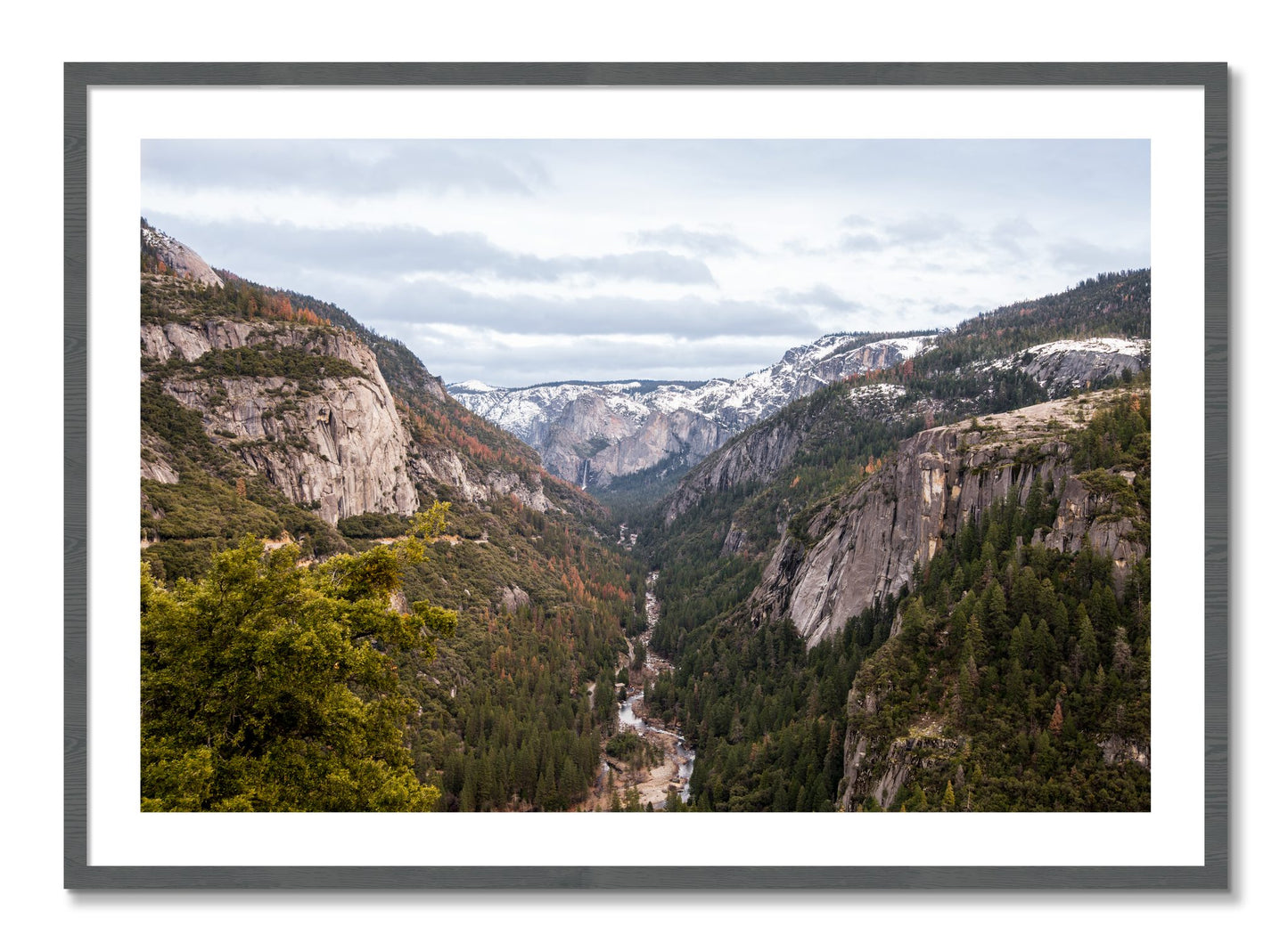 Framed photograph of Yosemite Valley by Dylan Ozanich, Grey frame, Borders