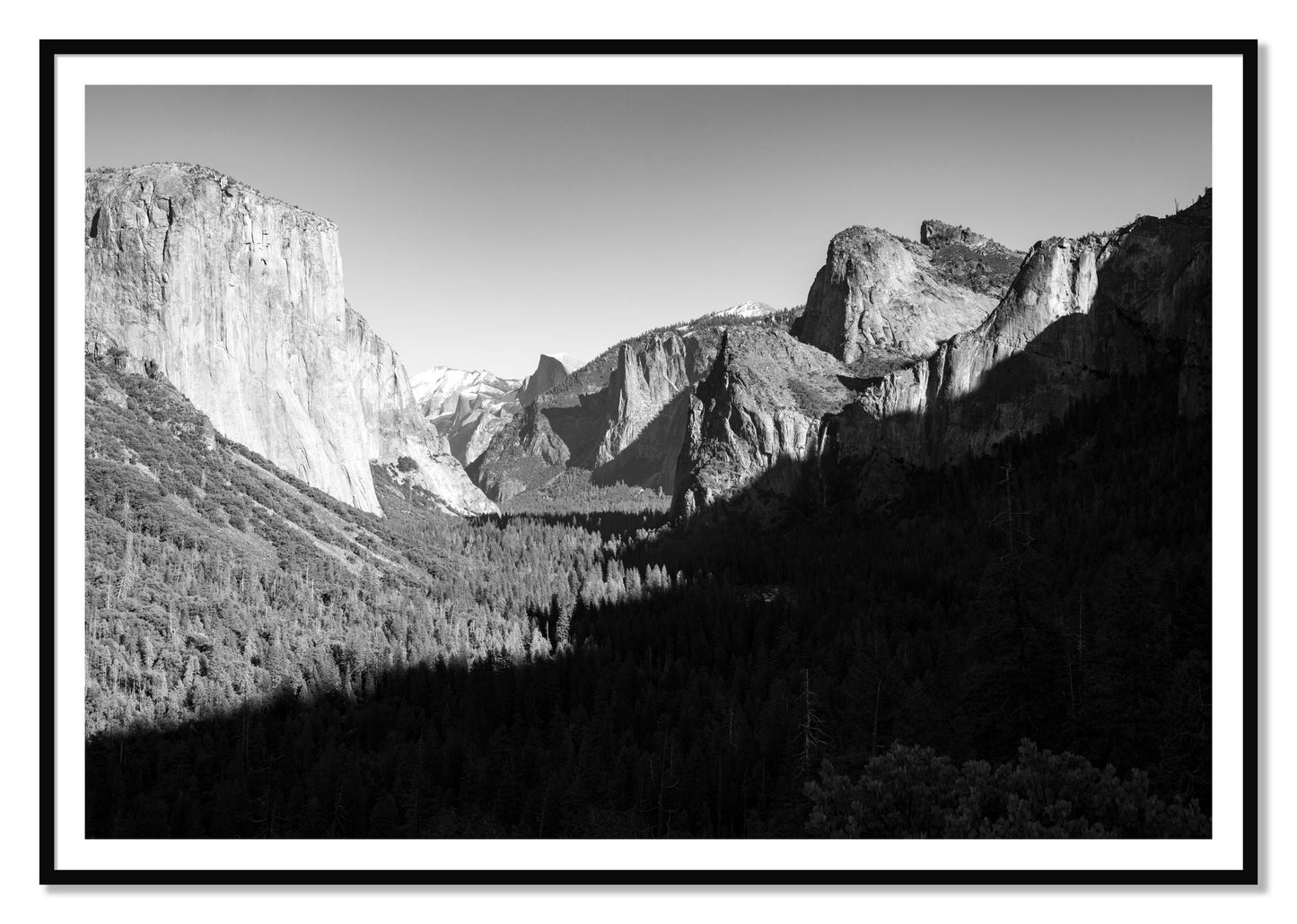 Framed photograph of Yosemite by Dylan Ozanich, Black frame, Borders