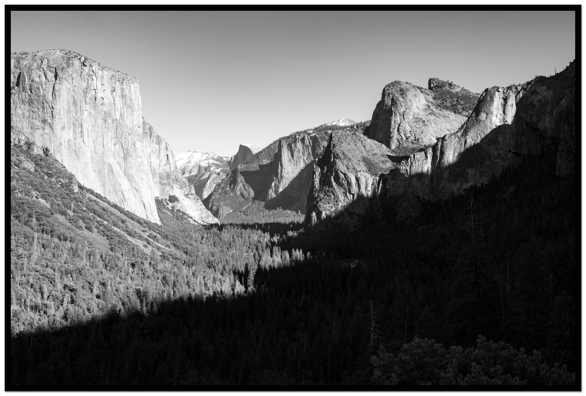 Framed photograph of Yosemite by Dylan Ozanich, Black frame, Full Bleed