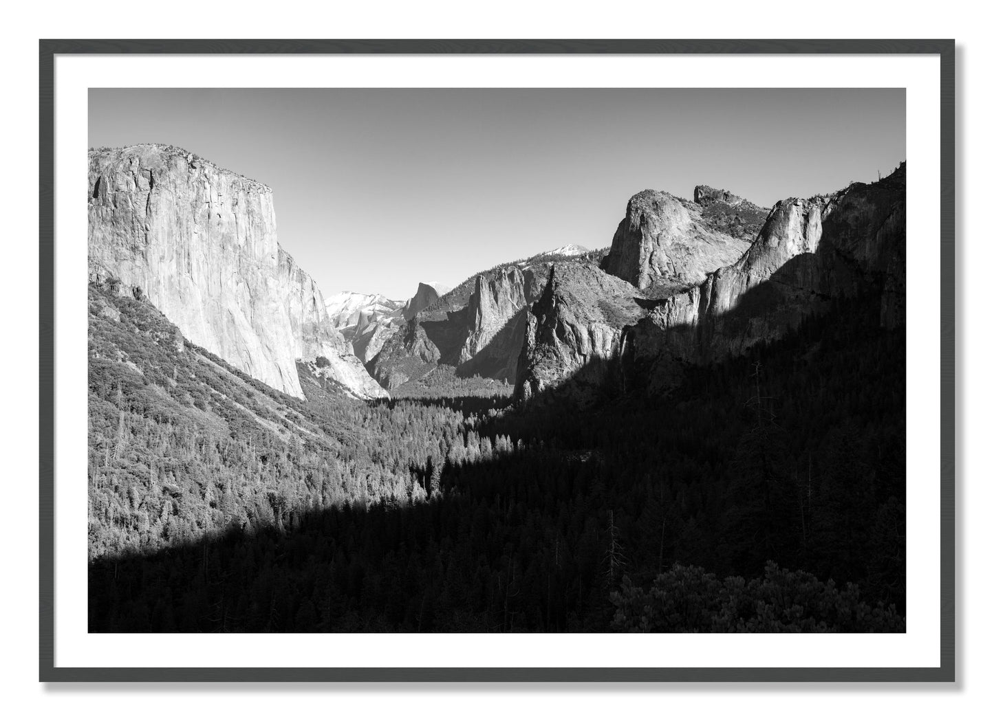 Framed photograph of Yosemite by Dylan Ozanich, Grey frame, Borders