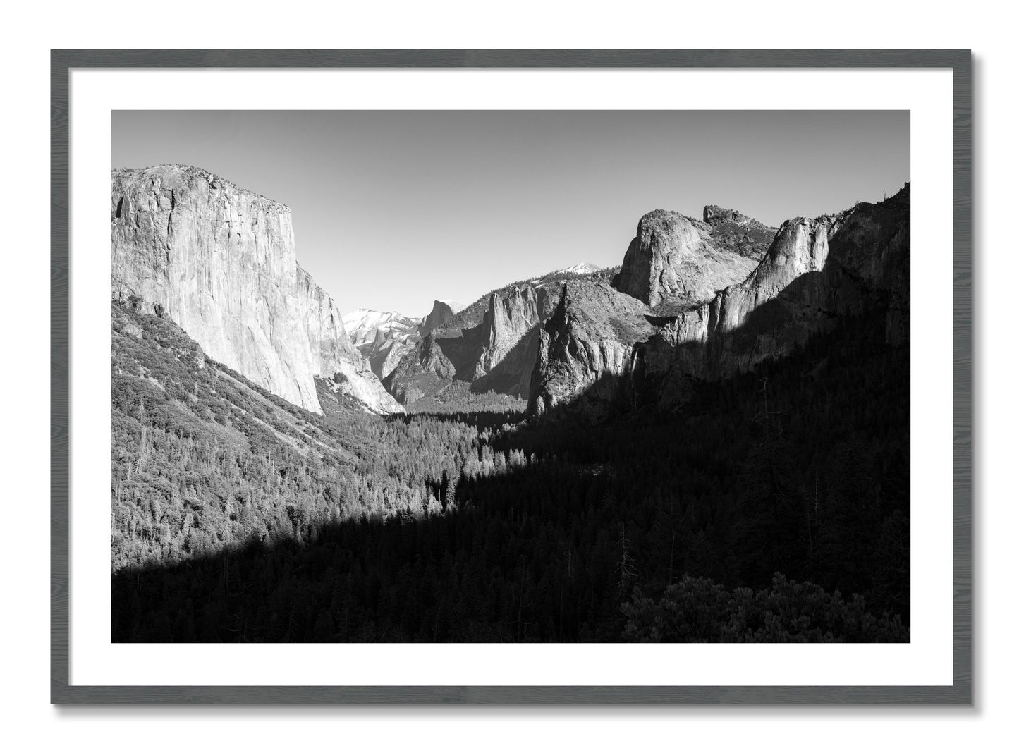 Framed photograph of Yosemite by Dylan Ozanich, Grey frame, Borders