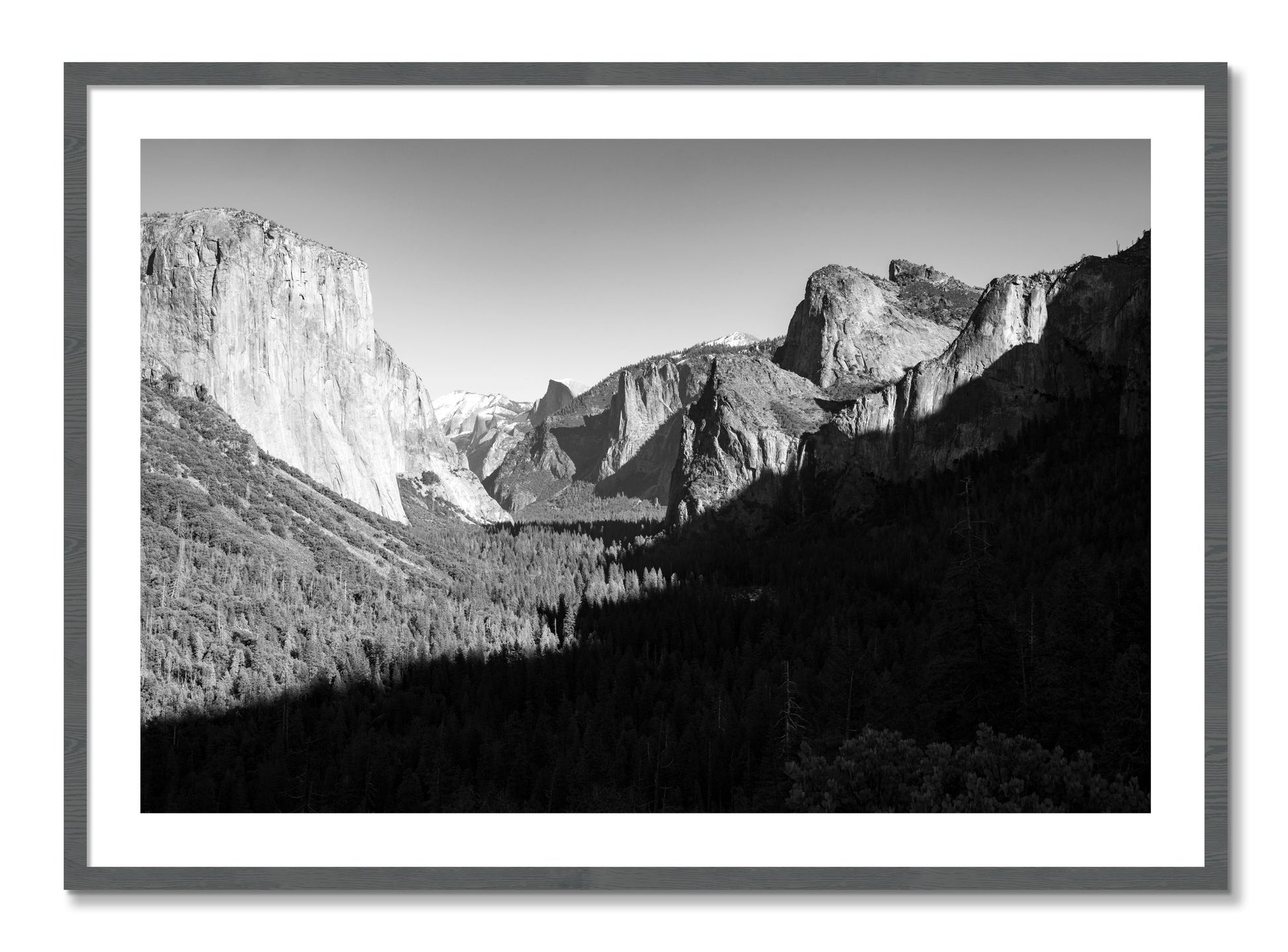 Framed photograph of Yosemite by Dylan Ozanich, Grey frame, Borders