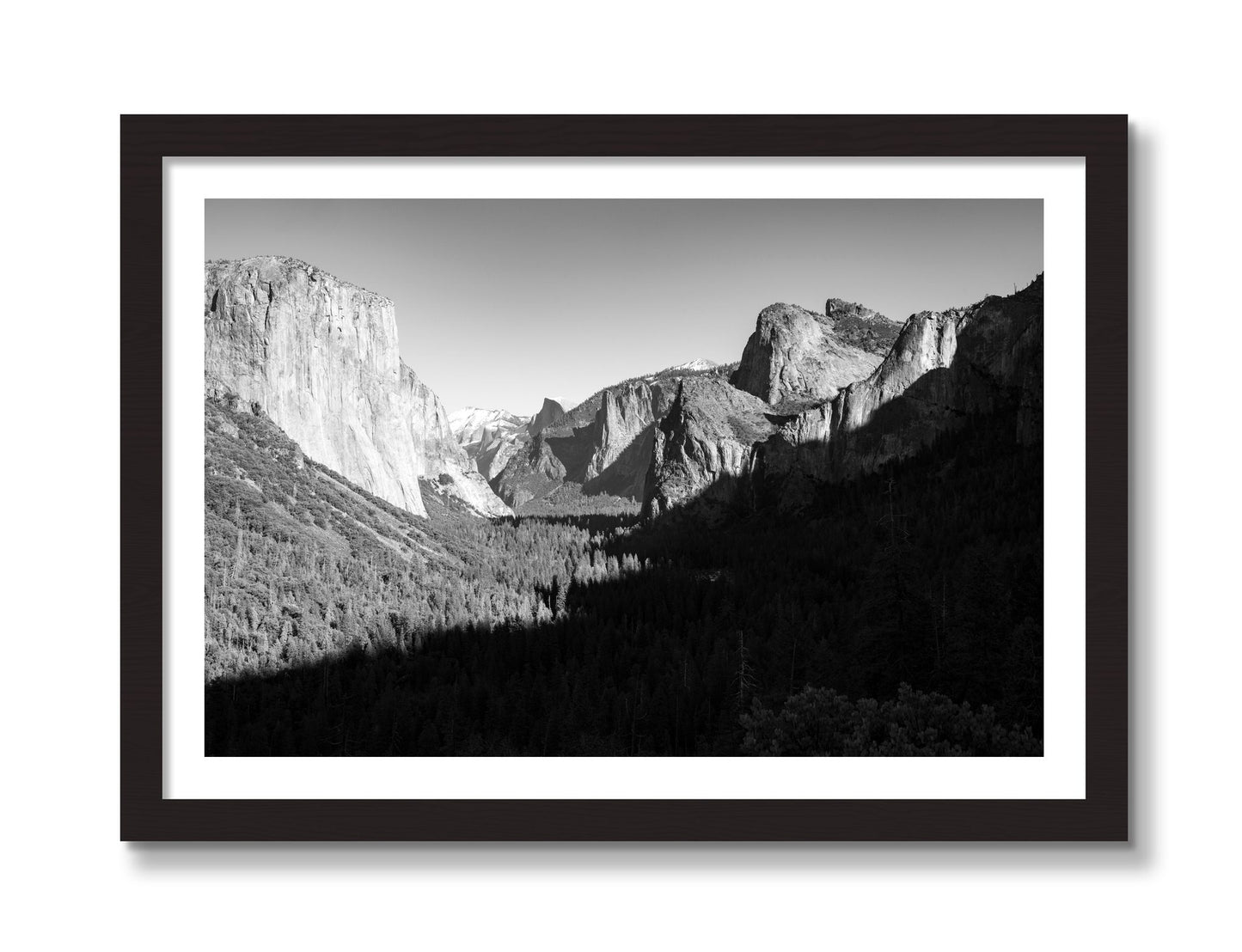 Framed photograph of Yosemite by Dylan Ozanich, Black frame, Borders