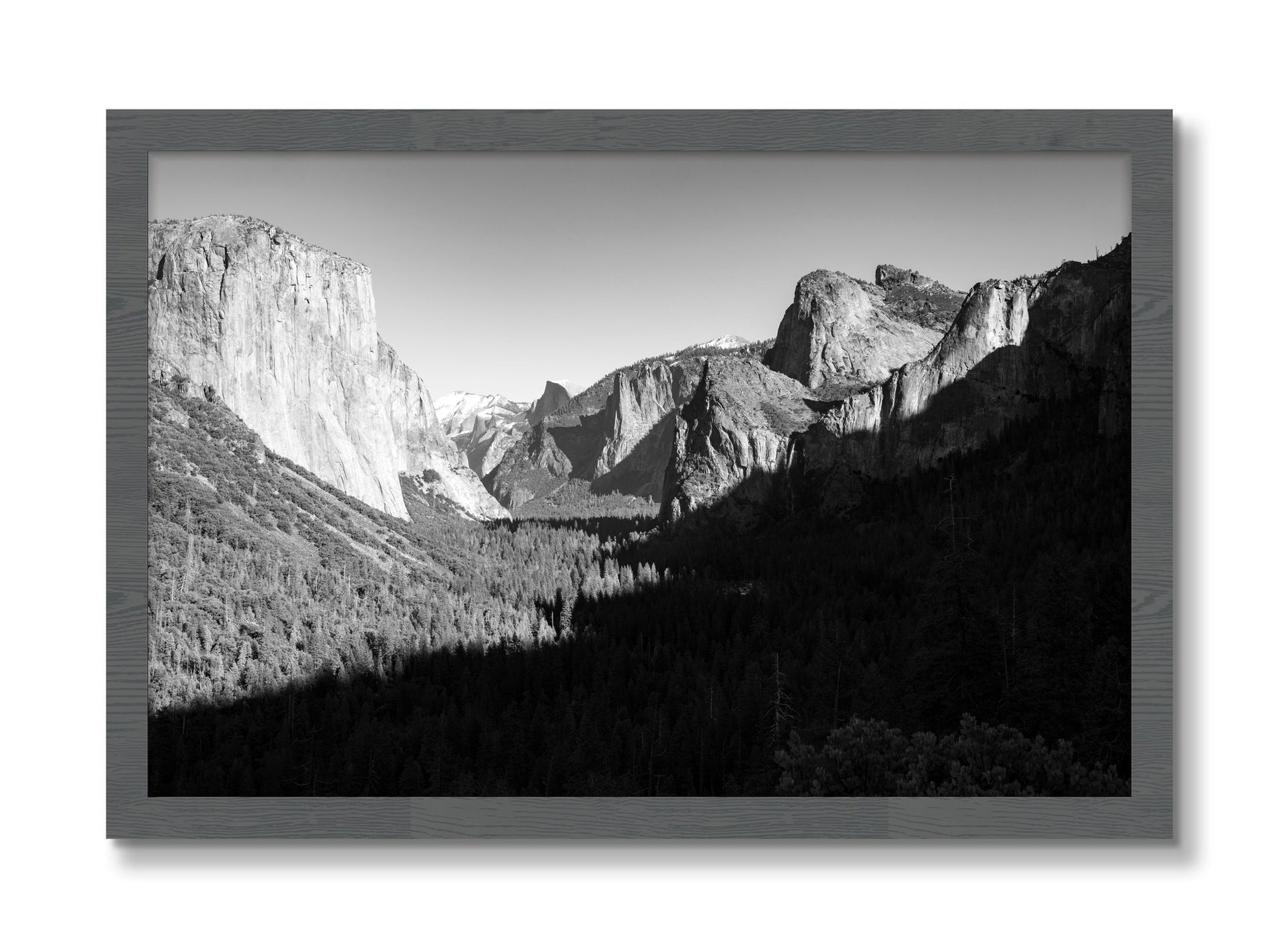 Framed photograph of Yosemite by Dylan Ozanich, Grey frame, Full Bleed